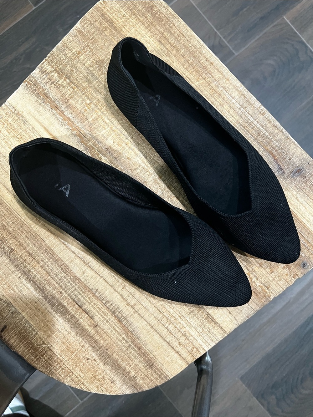 MIA Black Pointed Knit Slip-On Flats Size 7.5